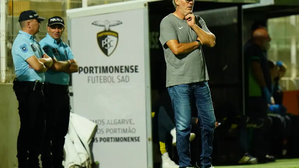 لوران بلان يكشف المستور عن السبب الحقيقي لمغادرته الاتحاد 