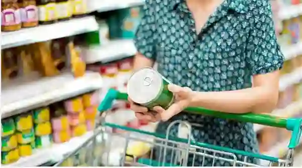 الغذاء والدواء تحذر من شراء المعلبات التي تظهر عليها احد هذه العلامات 